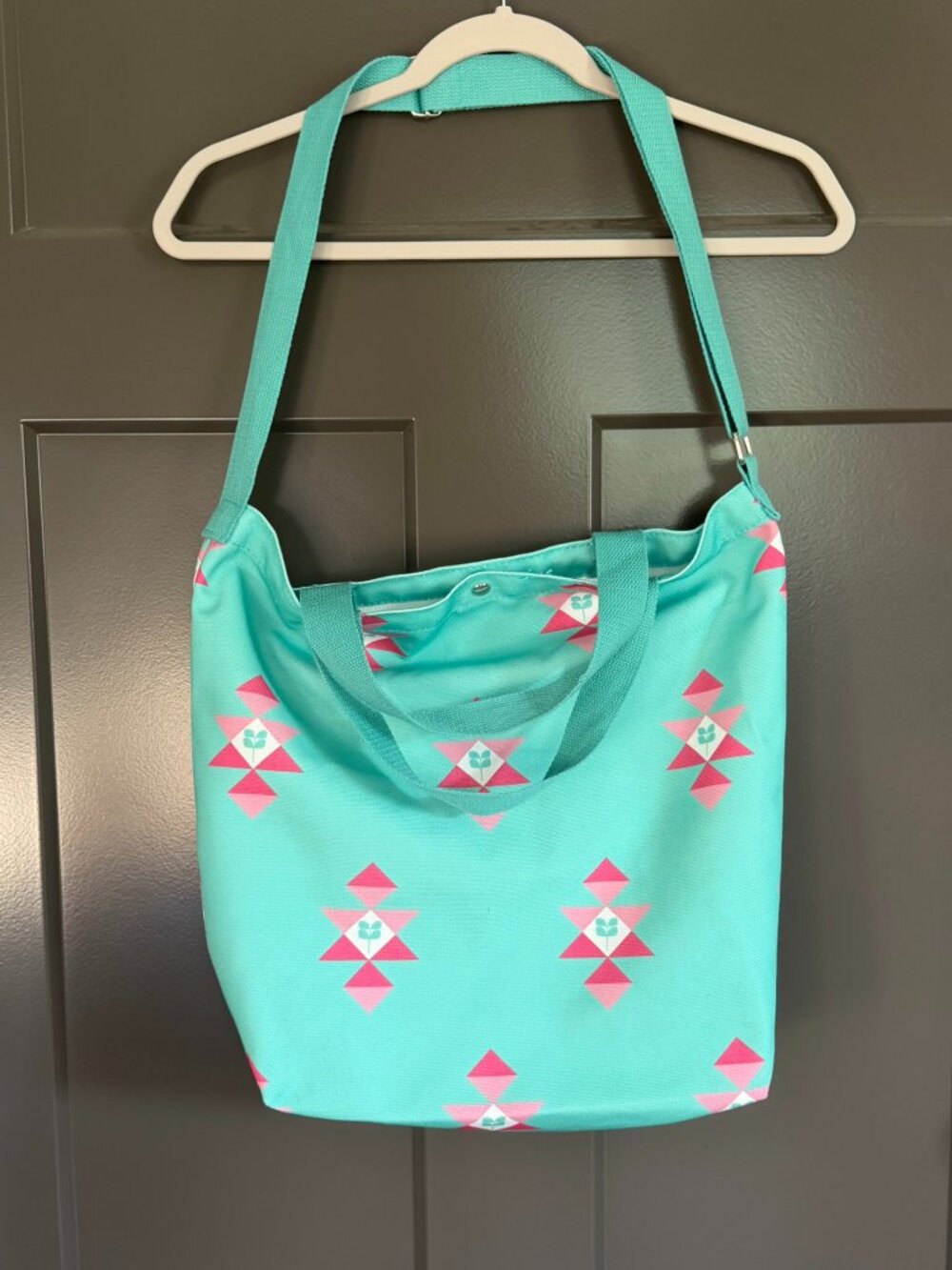 Aztec Print Tote + Makeup Bag Set — NWOT